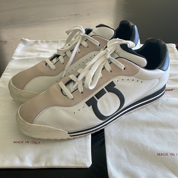 Salvatore Ferragamo Sneekers